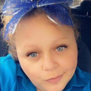 Meet your Posher, Candace